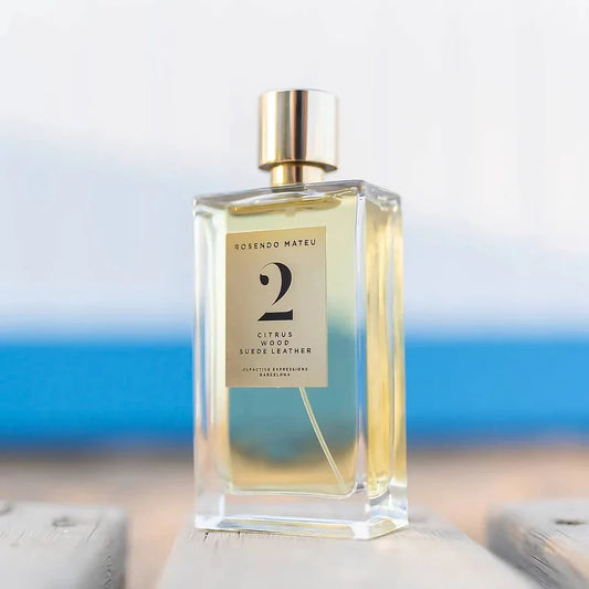 روزيندو ماتيو رقم 2 عطر الحمضيات والخشب والجلد المدبوغ