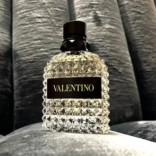 فالنتينو بورن ان روما اومو يلو دريم